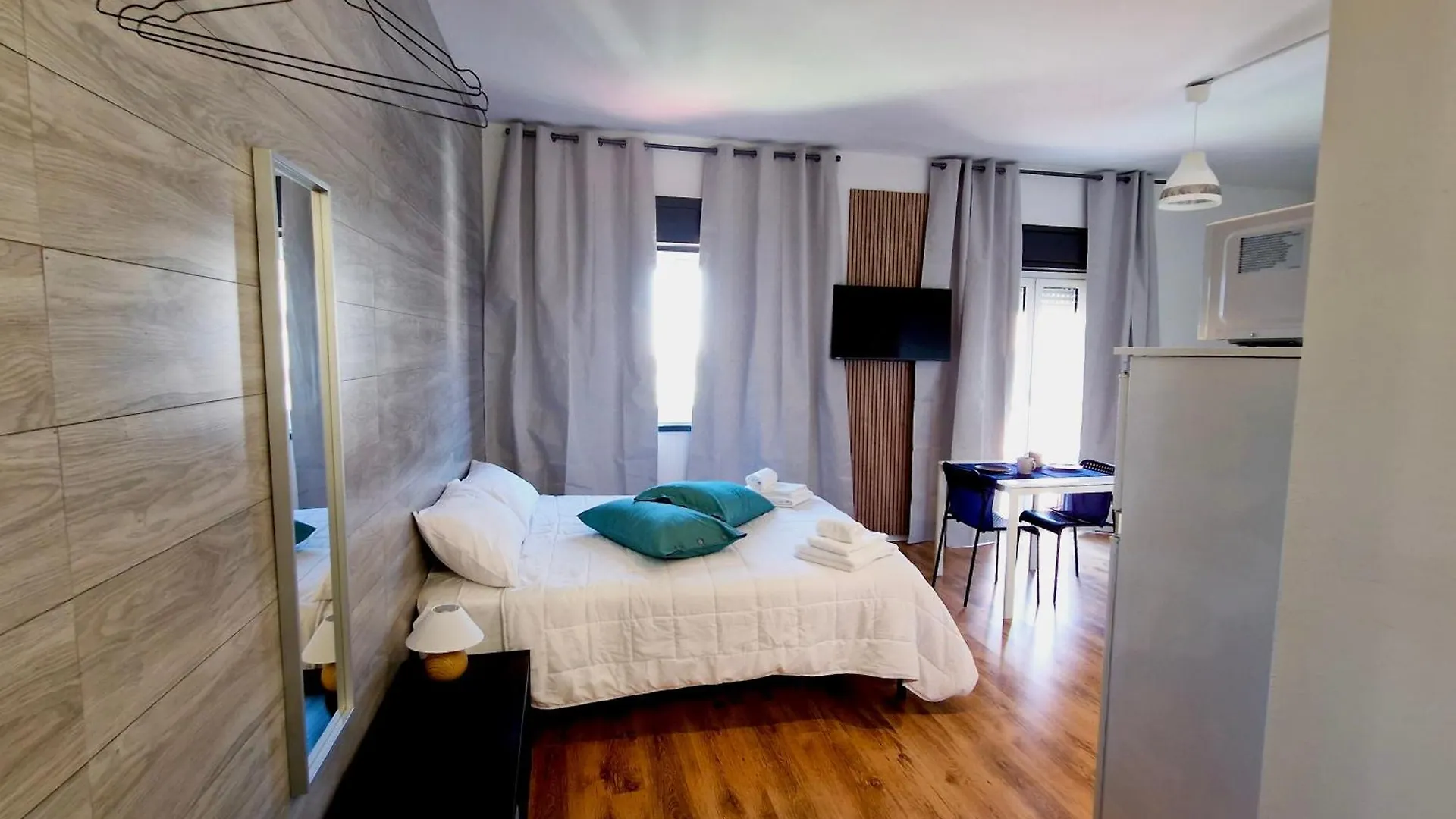 Cambria Rooms & Apartments Catania Italy