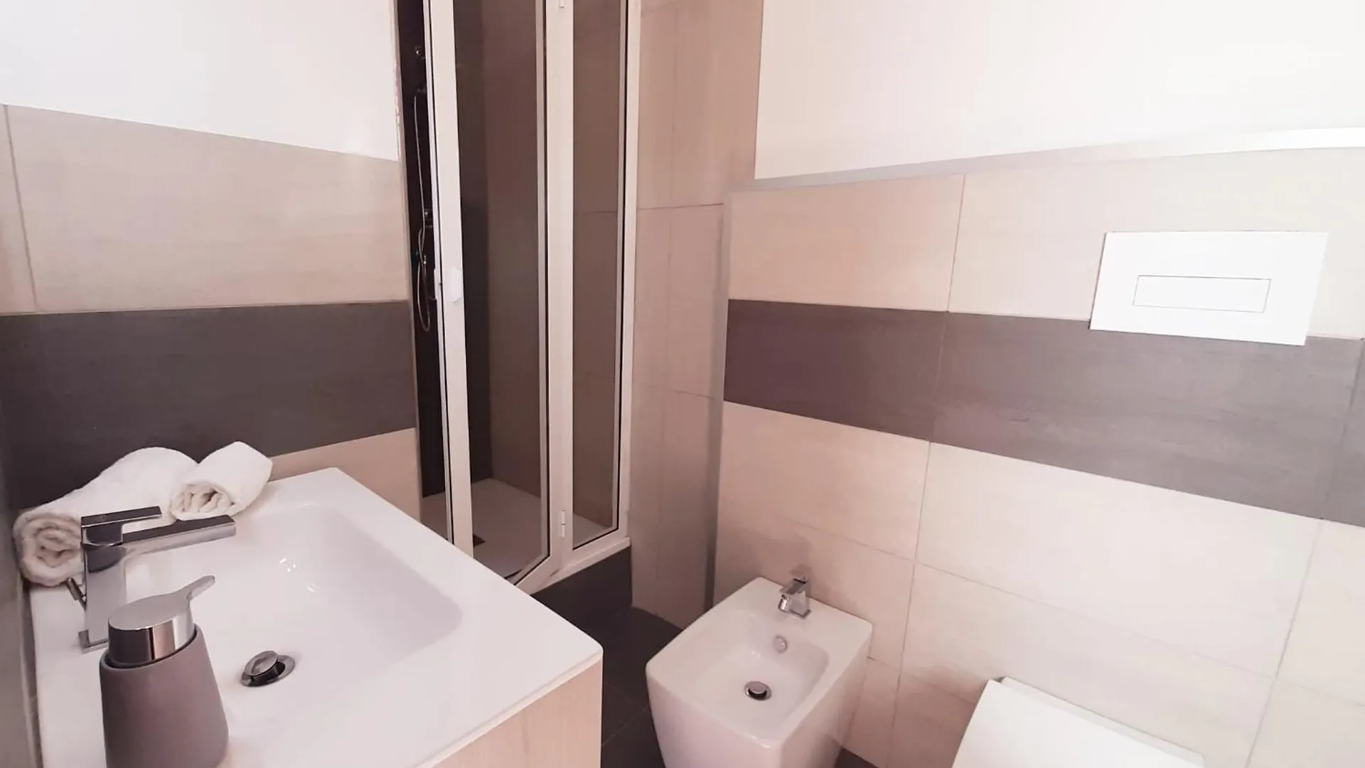 Cambria Rooms & Apartments Catania